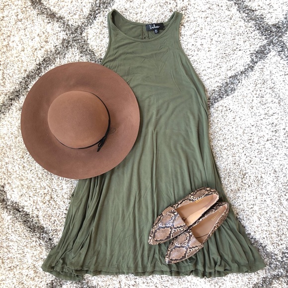 Lulus Dresses & Skirts - 🍁3/$30🍁 Lulu’s Army Green Swing Dress w/Pockets!